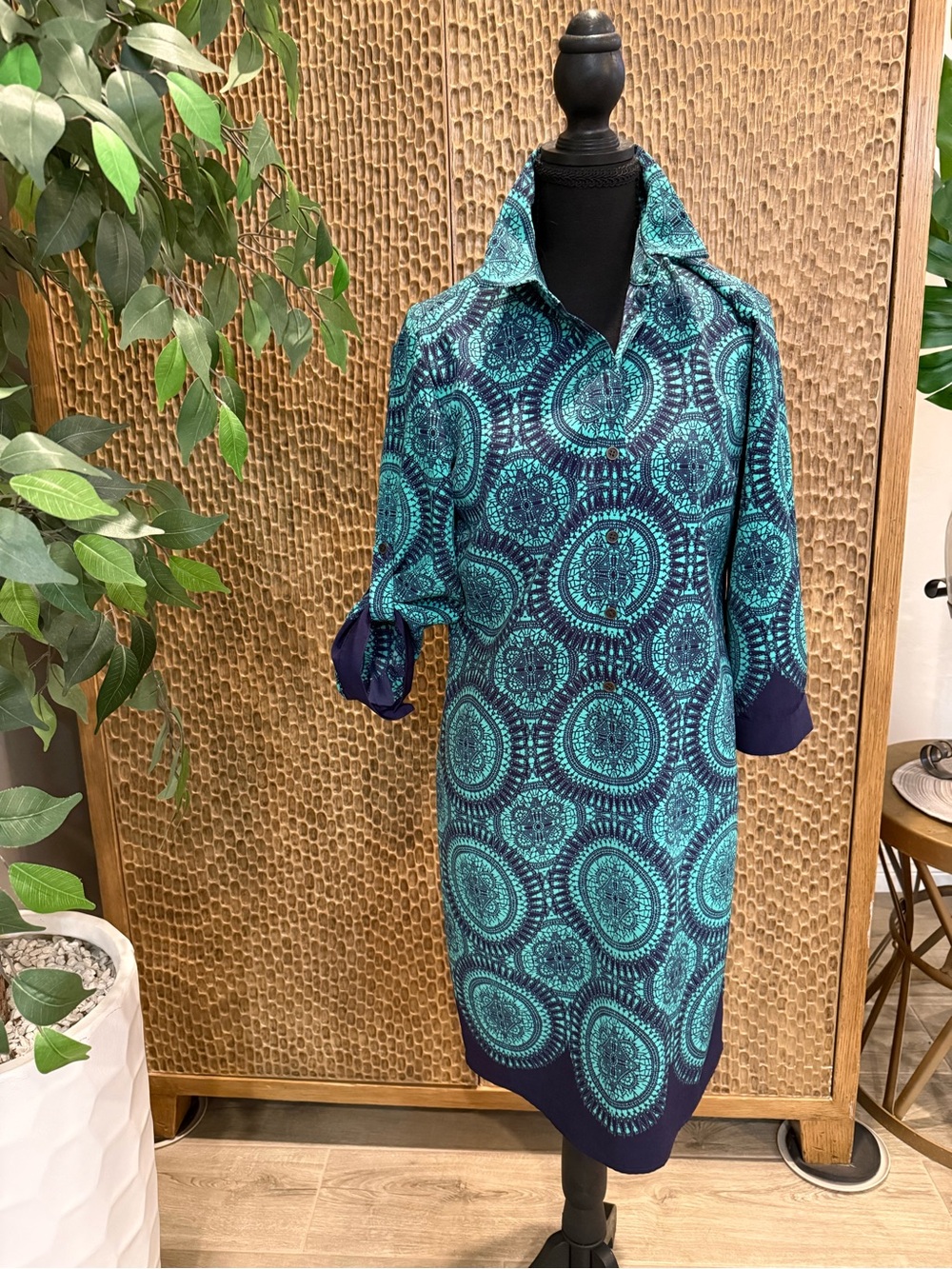 NWOT The Limited Shift Dree Teal & Navy Medallion Dress Adapted 3/4 Sleeves